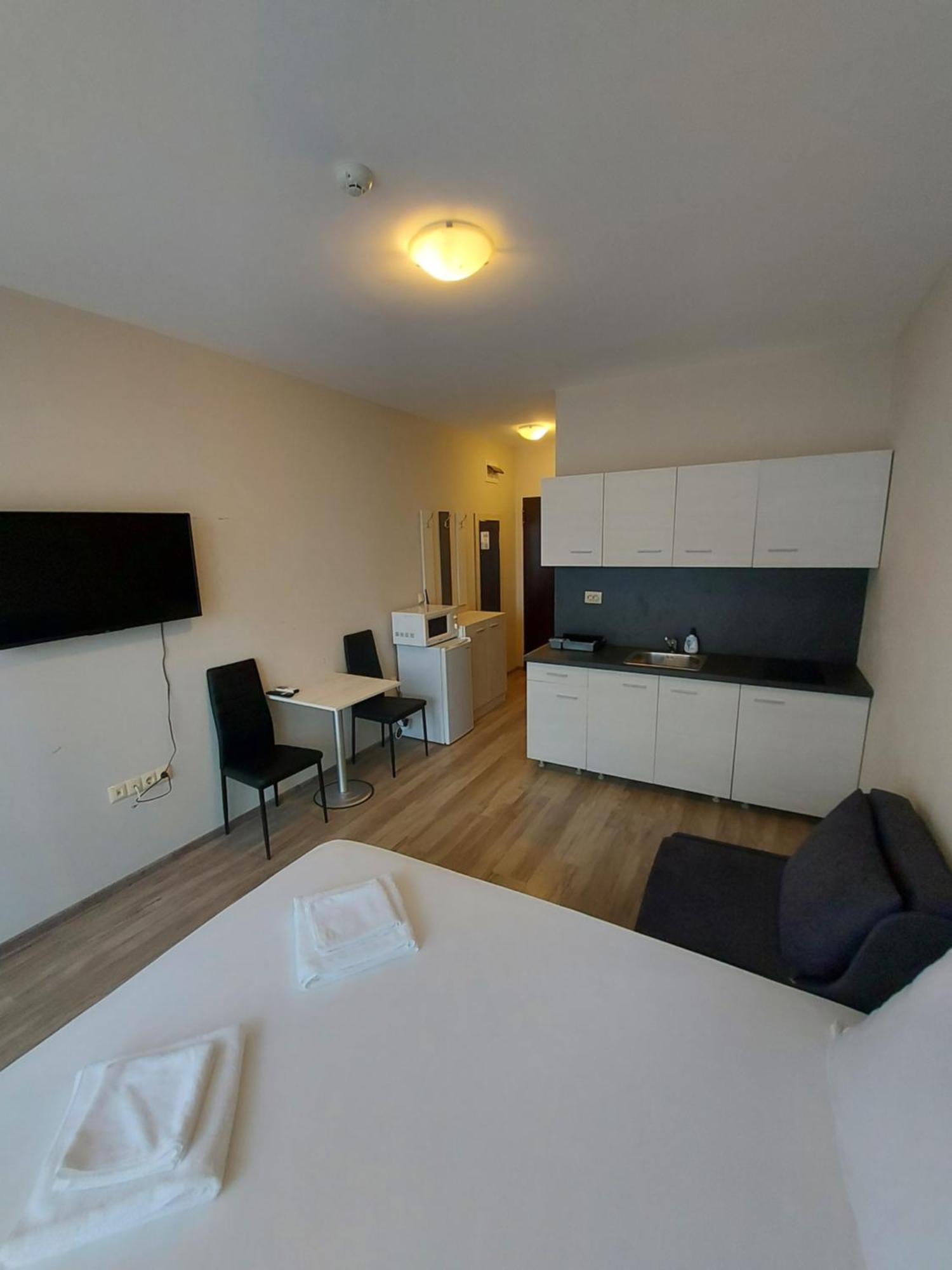 Charming Studio In Sorrento Sole Mare Sveti Vlas Exterior foto