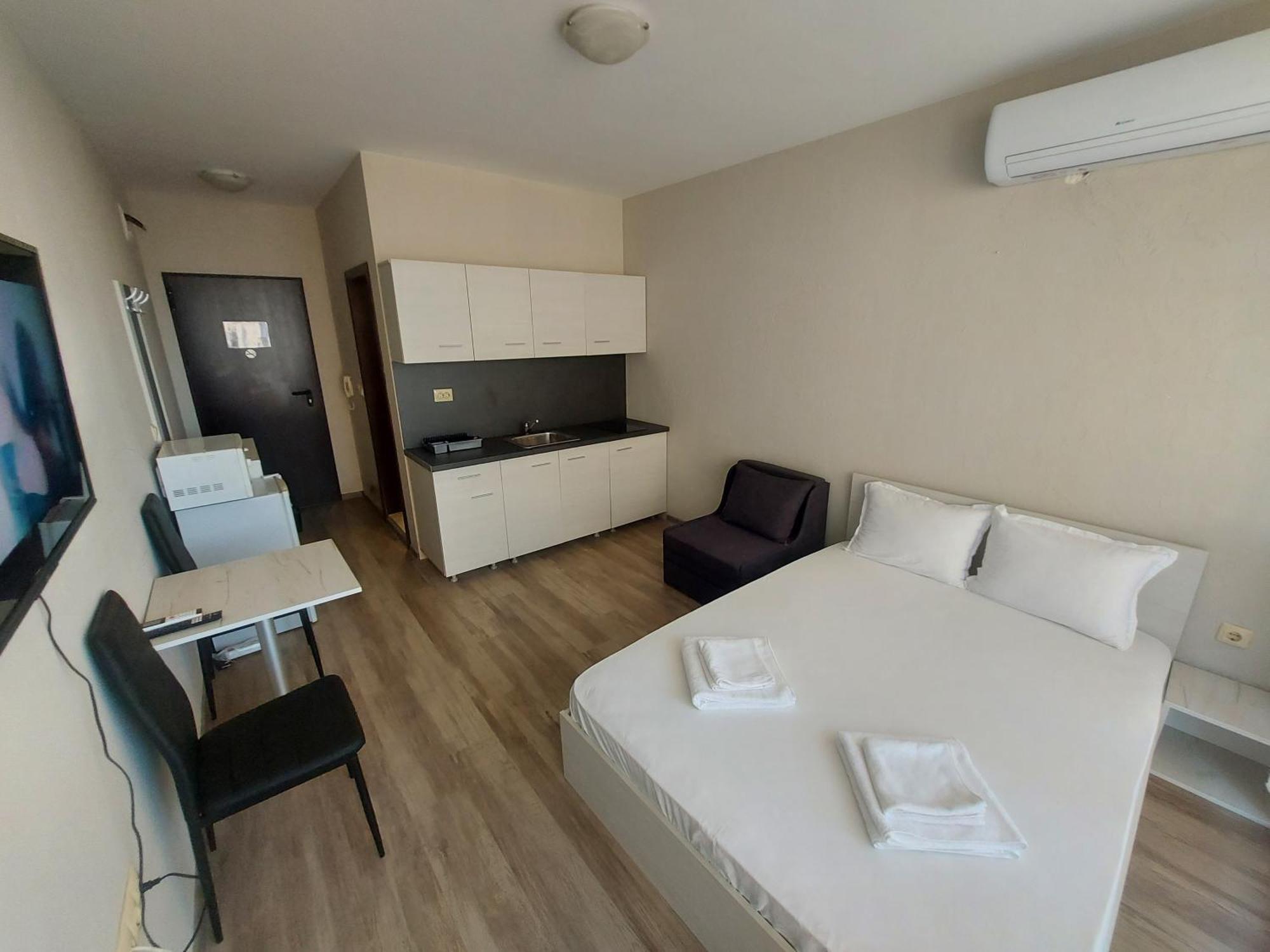 Charming Studio In Sorrento Sole Mare Sveti Vlas Exterior foto